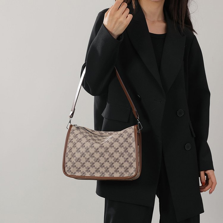 Designer Monogram Canvas Crossbody Bag – Luxury Half-Moon Saddle Bag